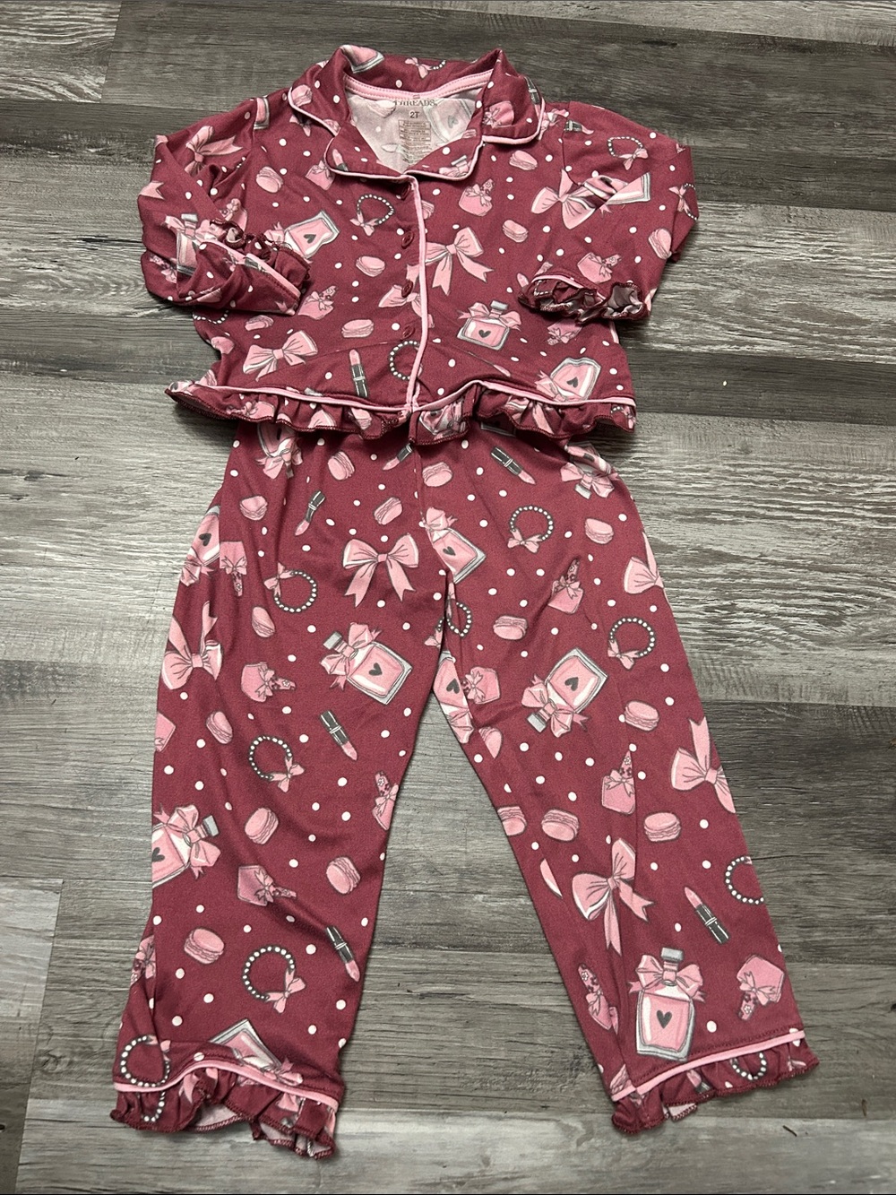 Girls' Burgundy Pink Bow & Perfume Print Pajama Set